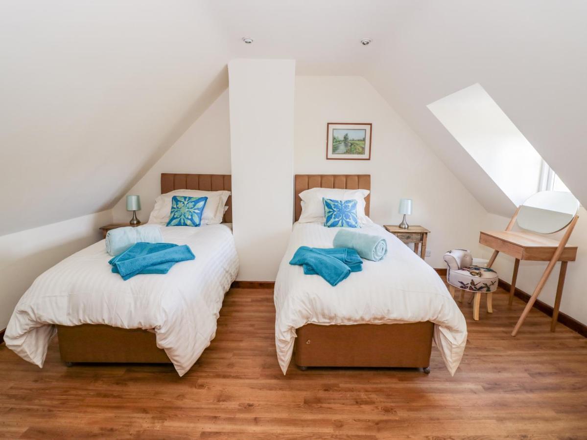 Five Mile House Barn Villa Cirencester Buitenkant foto